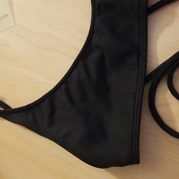 💕MINIMALE ANIMALE💕 Solitude Bikini Top ~ Bronzing Collection Black Small S NWT - Picture 8 of 12